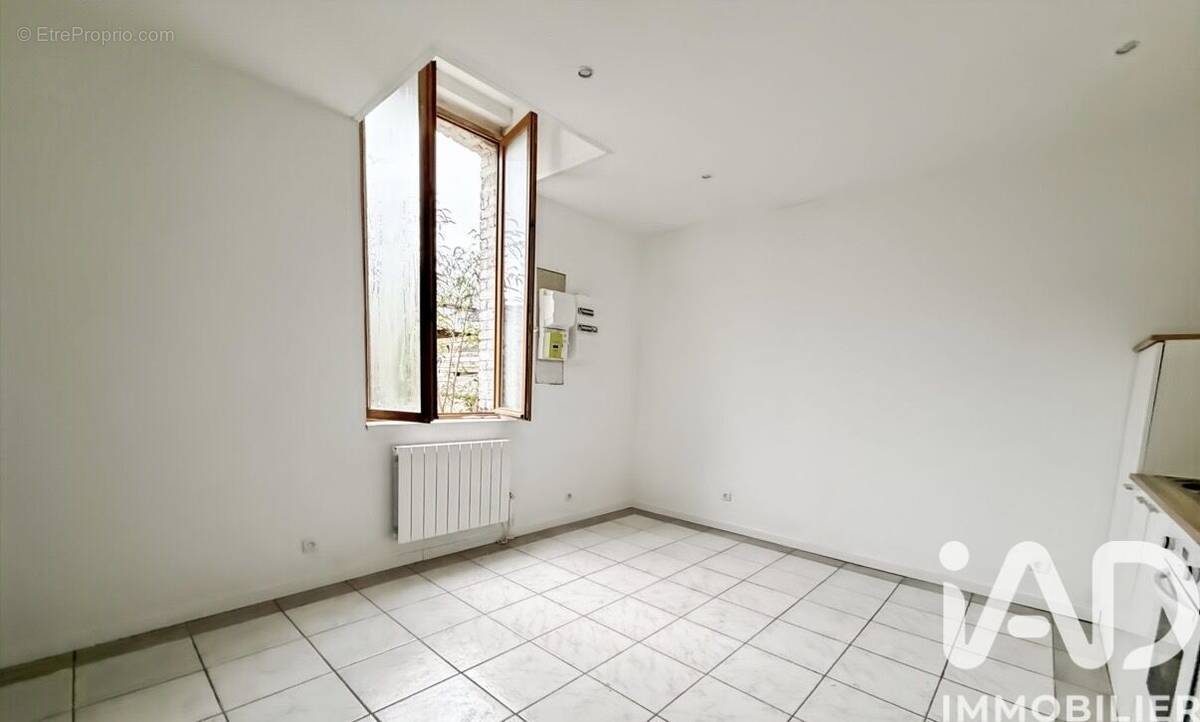 Photo 1 - Maison à ANICHE