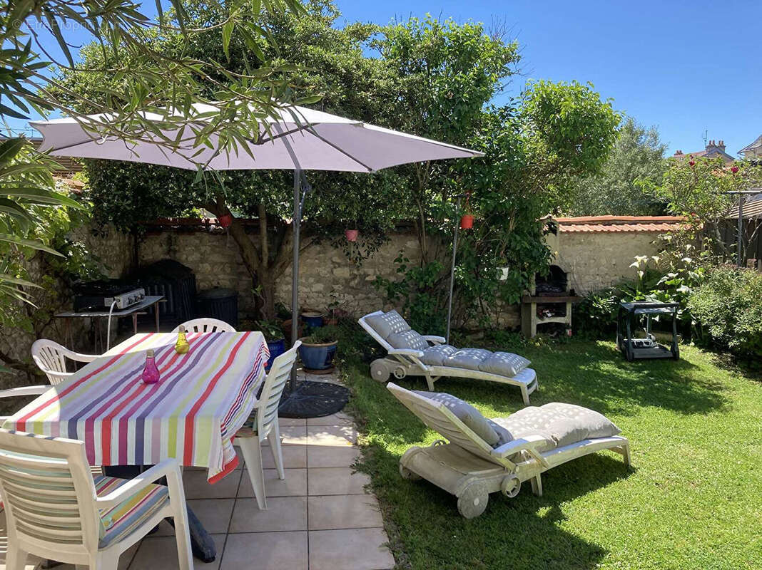 Maison à LA ROCHELLE