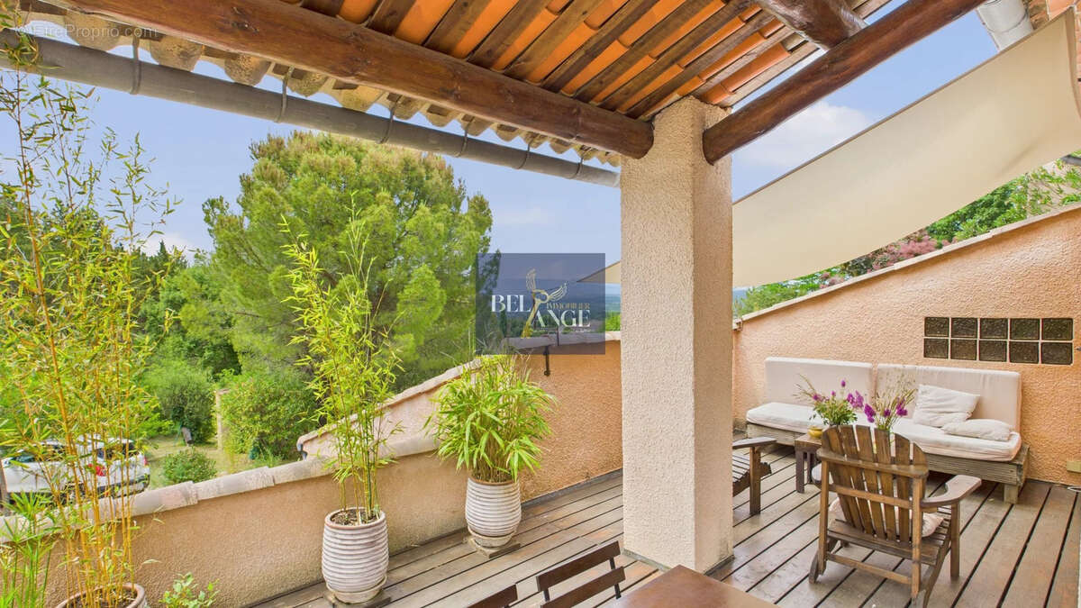 Maison à GROSPIERRES