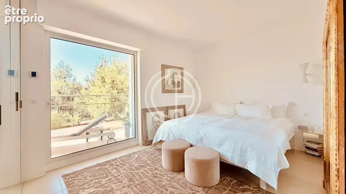 Penthouse - a pieds du centre de cannes - photo 9