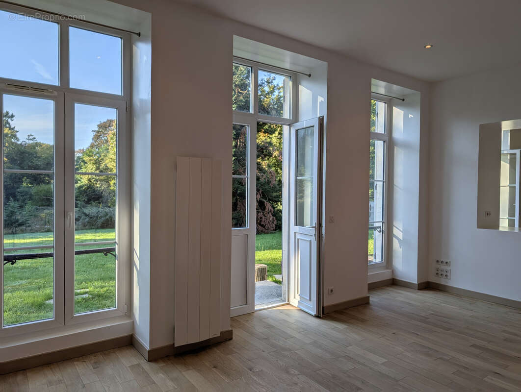 Appartement à SAINT-JEAN-DE-BRAYE