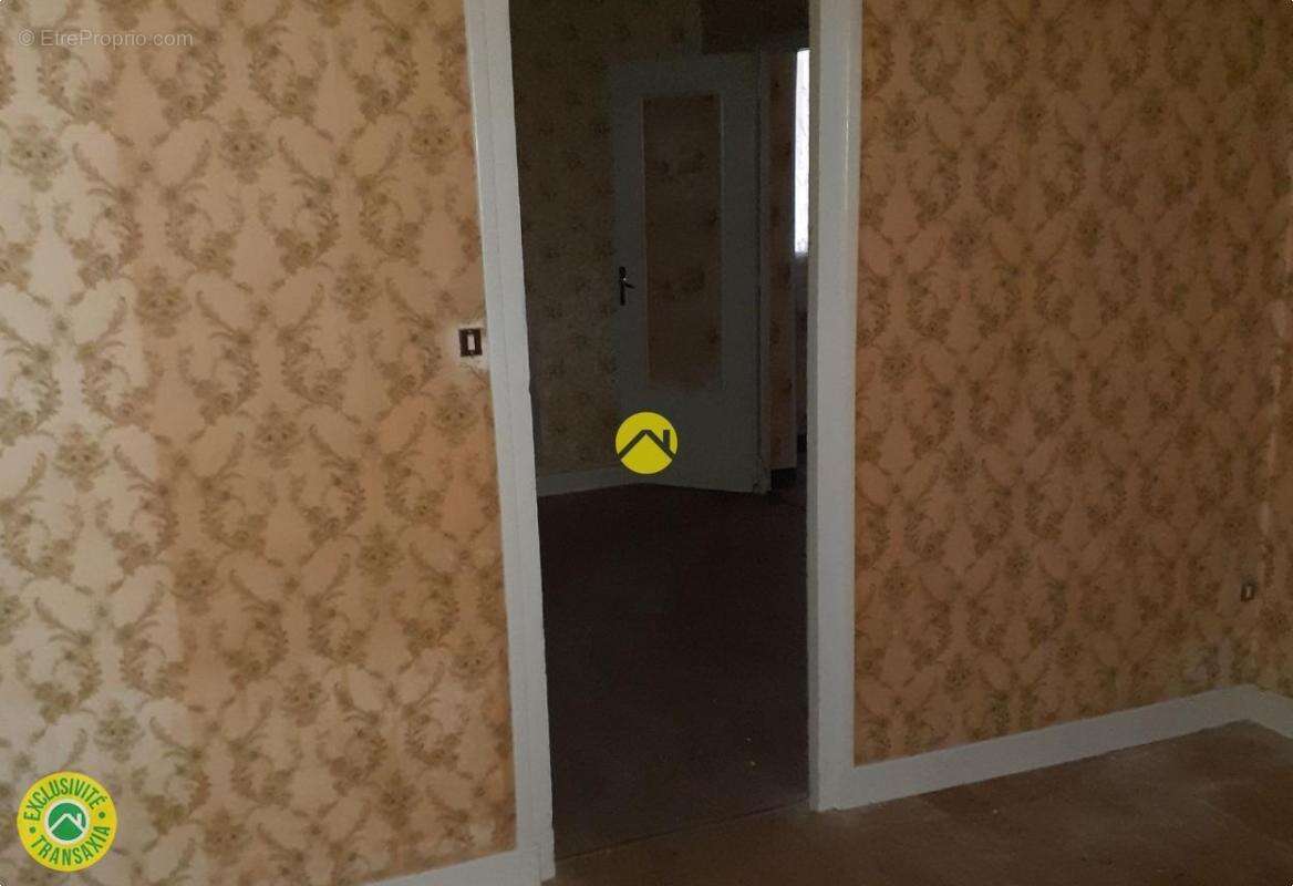 Maison à JOUET-SUR-L&#039;AUBOIS