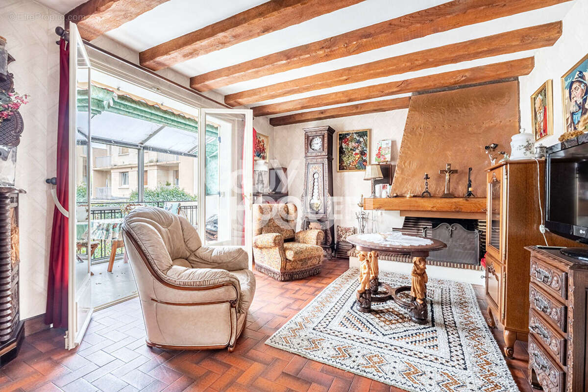 Maison à LA GARENNE-COLOMBES