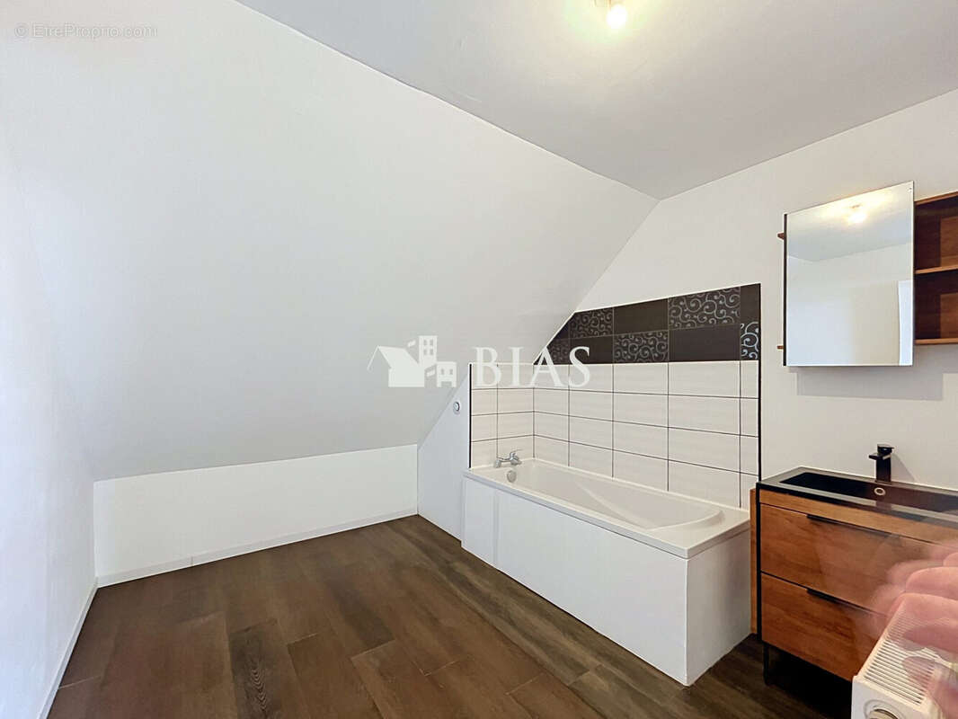 Maison 129 m² à Malaunay  - photo 6