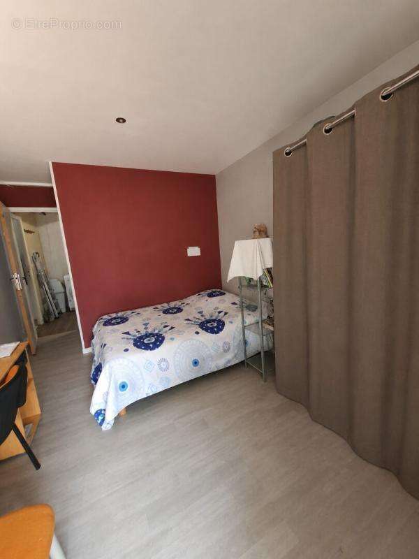 "Talence Universités Maison familiale de 159 m², 6 chambres, véranda et jardin" - photo 10