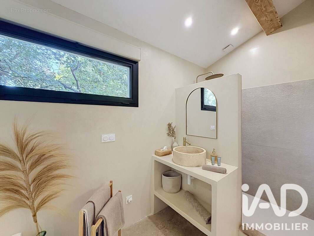 Maison 30 m² à Aubagne  - photo 6