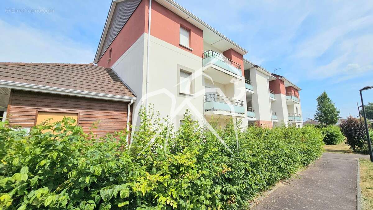Appartement à SAINT-ETIENNE-DU-ROUVRAY