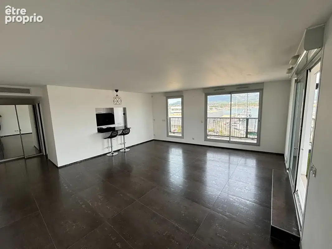 Appartement La Seyne Sur Mer 4 pièce(s) - photo 3