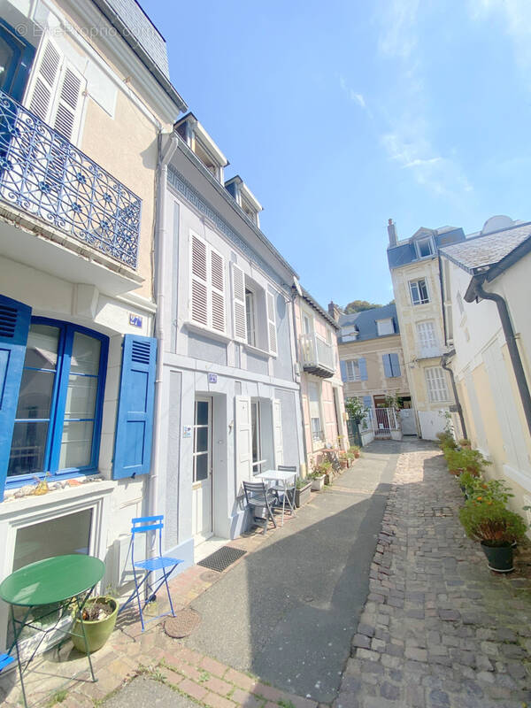 Maison à TROUVILLE-SUR-MER