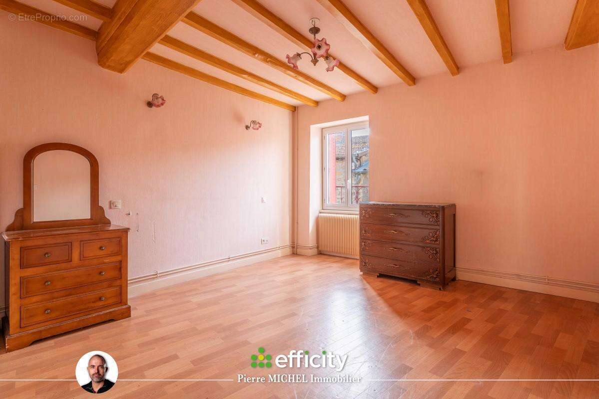 Appartement à MONTROTTIER