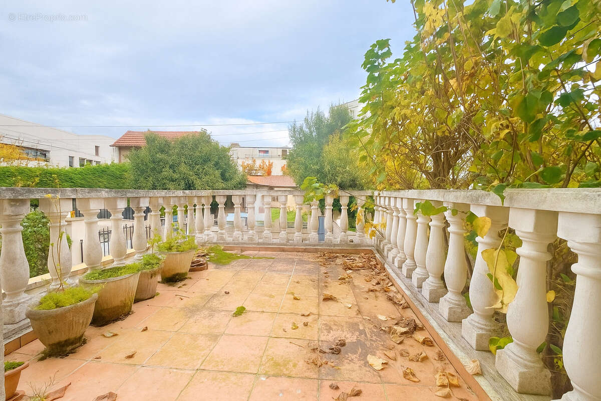 Maison à CHAMPIGNY-SUR-MARNE