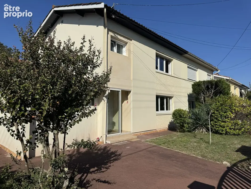 Maison à VILLENAVE-D'ORNON