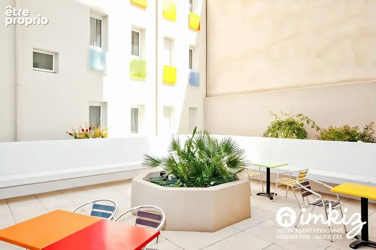 Appartement à MARSEILLE-6E