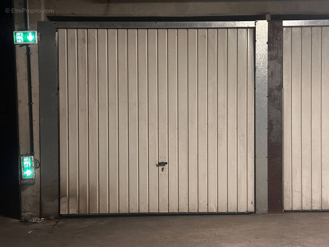 Parking à NOISY-LE-SEC