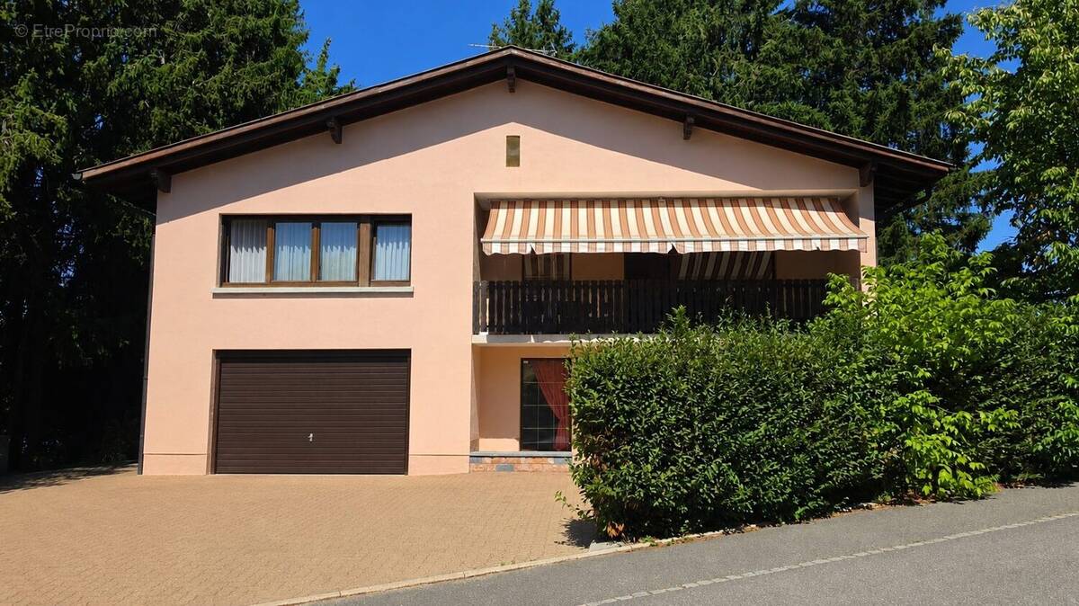 Maison à HAGENTHAL-LE-BAS