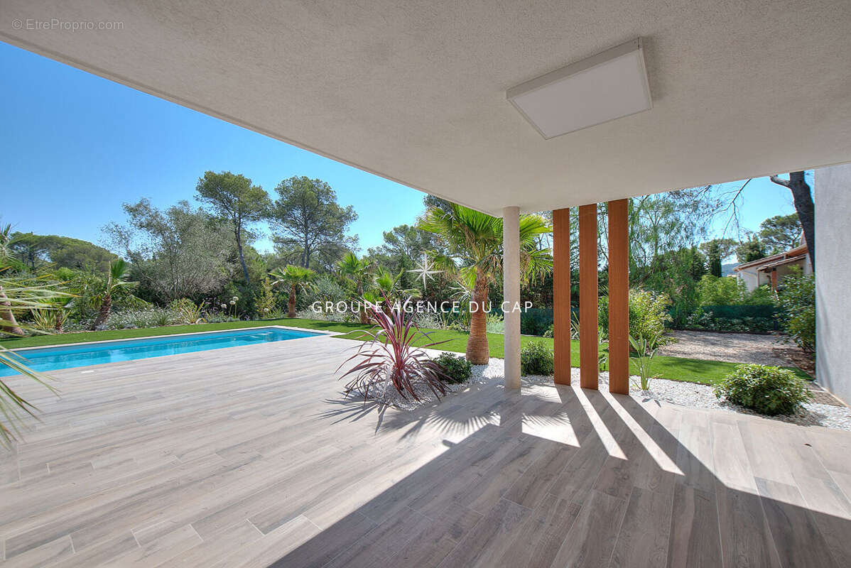 Maison à SAINT-RAPHAEL