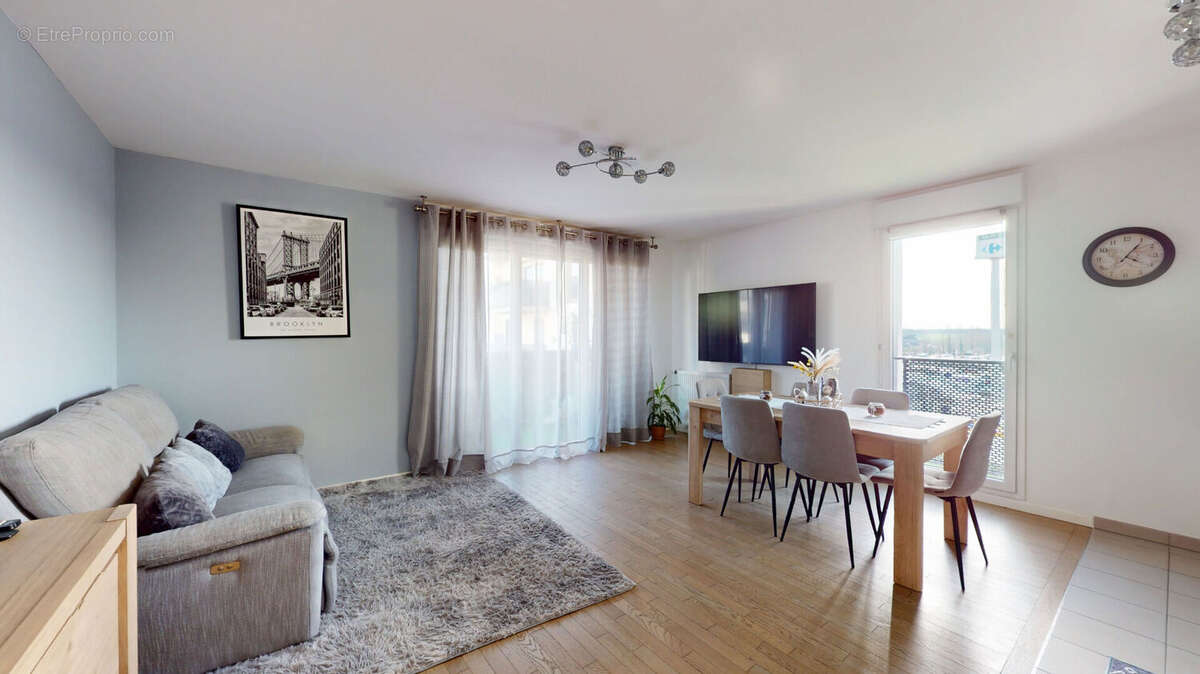 Appartement à LES ULIS