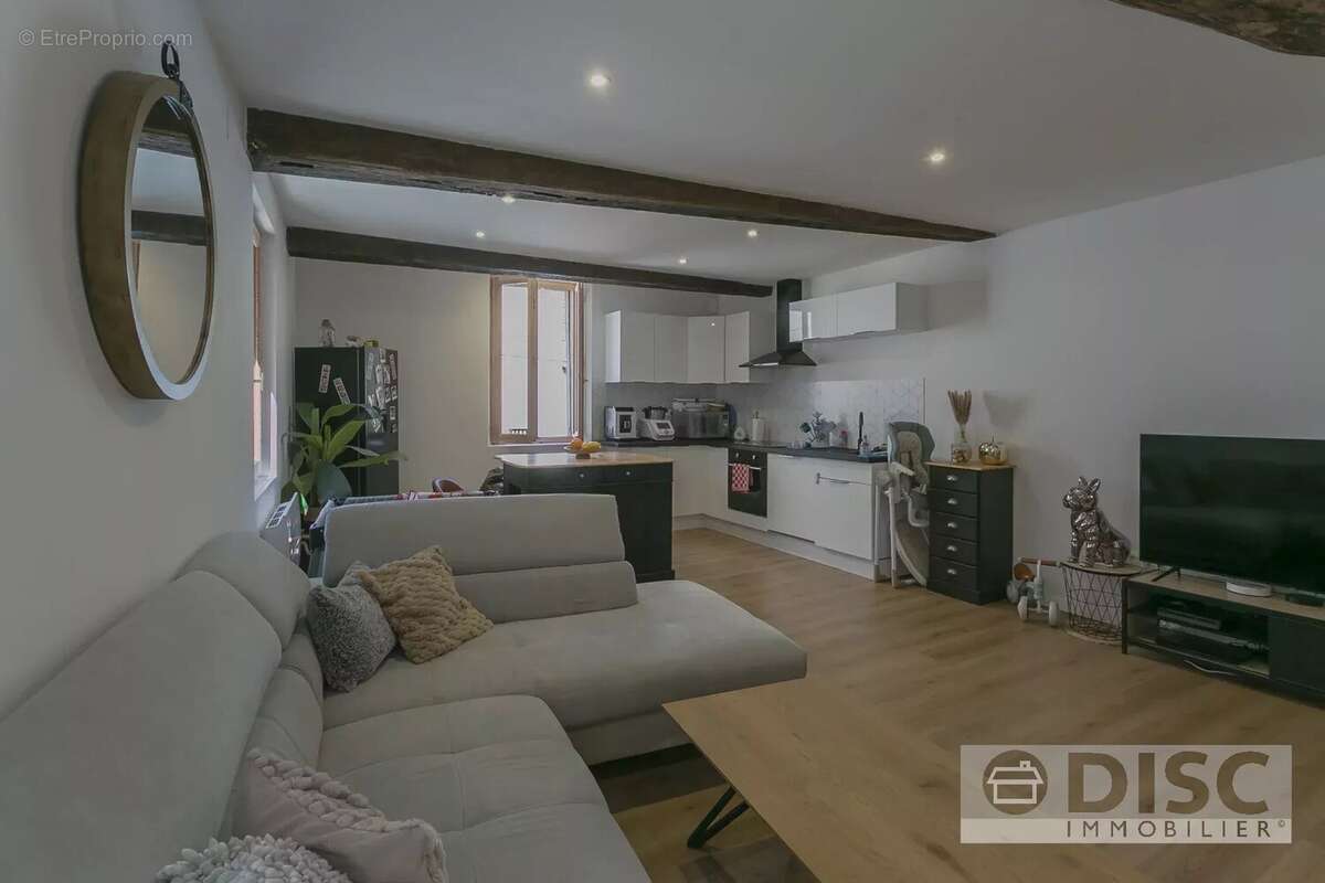 Appartement à SAINT-ANTONIN-NOBLE-VAL