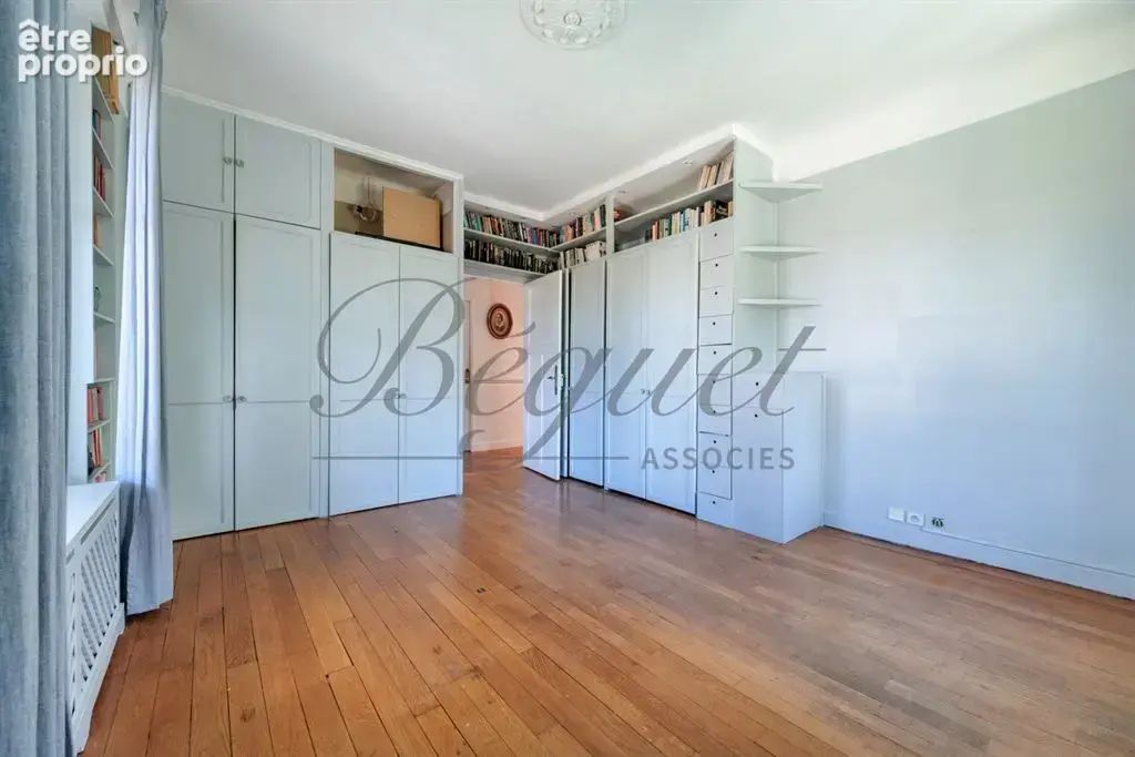 Vaucresson – Maison des années 1930 de 230 m², 4 chambres, jardin de 494 m² – Hauts-de-Seine, Île-de-France - photo 18