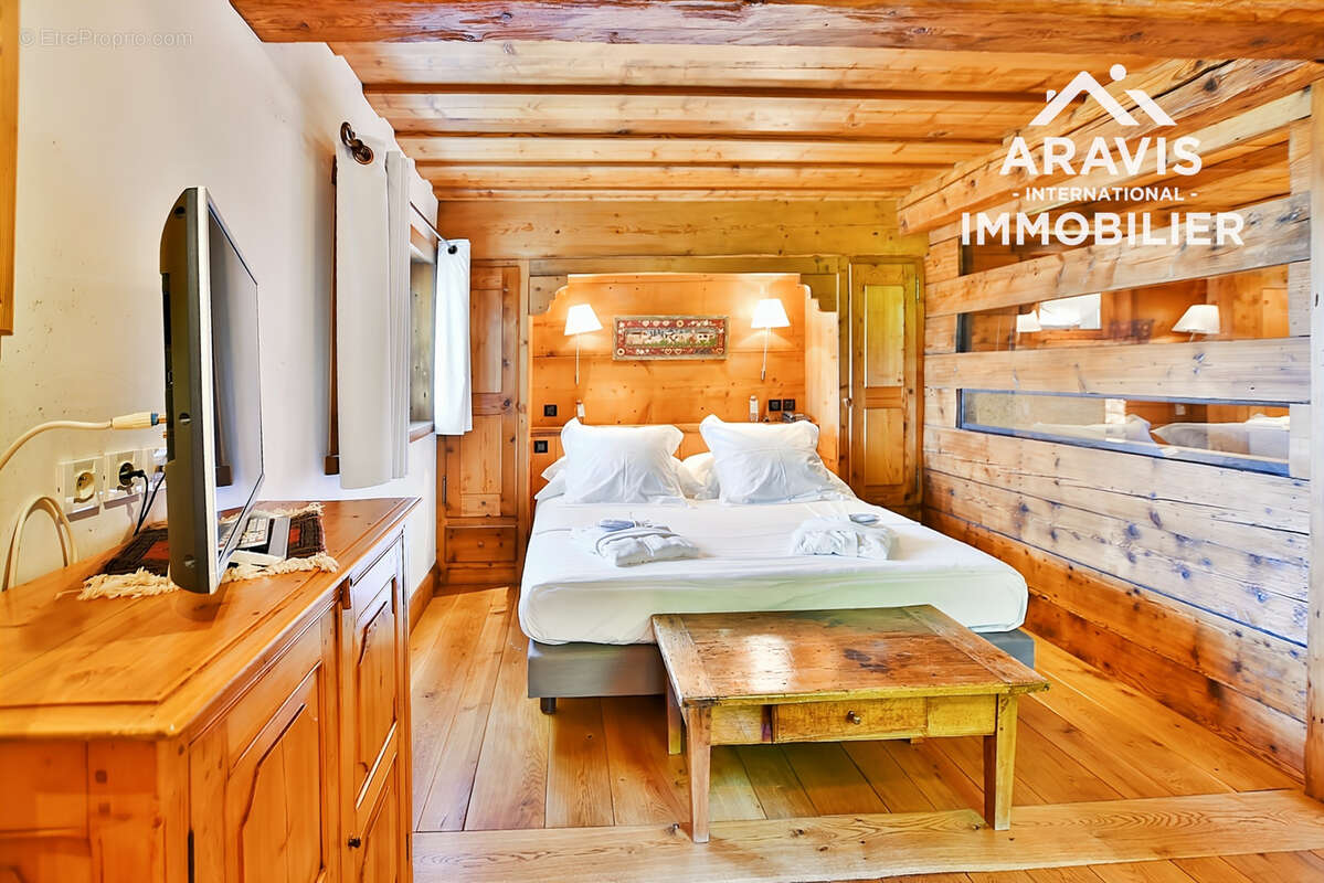 Maison à ARACHES-LA-FRASSE