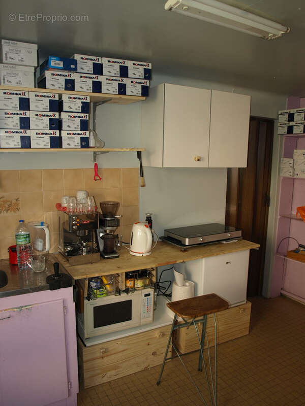 Commerce à COSNE-COURS-SUR-LOIRE