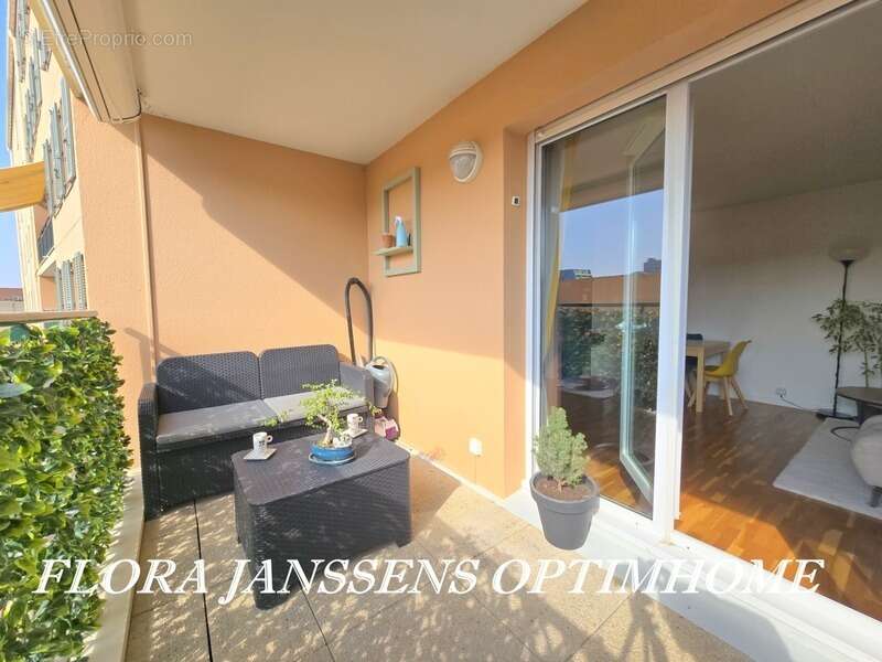 Appartement à COLOMBES