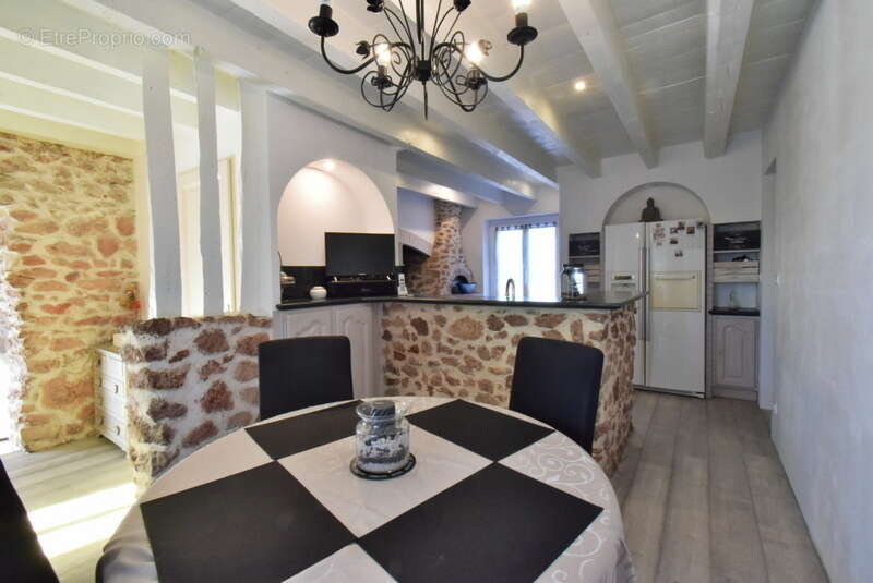 n°2 - Maison à PARAY-LE-MONIAL