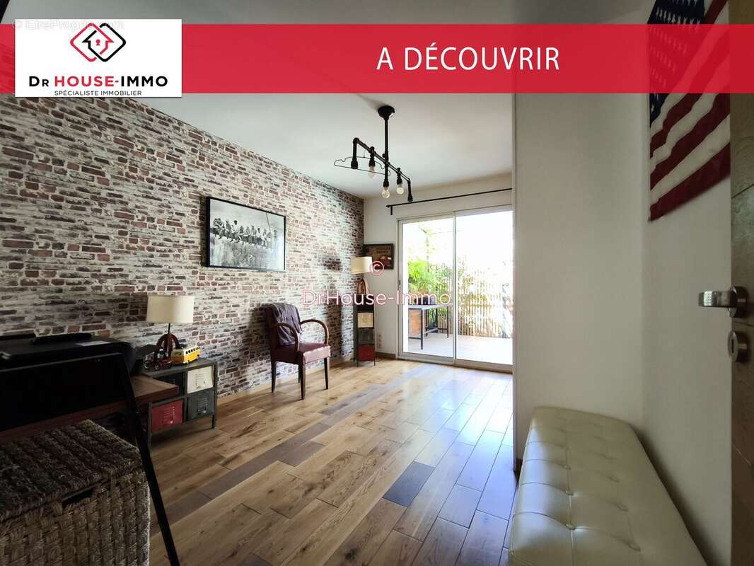 Maison à SOLLIES-PONT