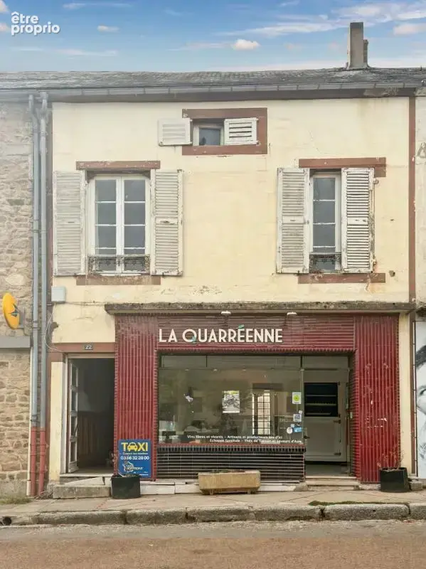 Immeuble Quarre Les Tombes 6 pièce(s) 143 m2 - photo 1