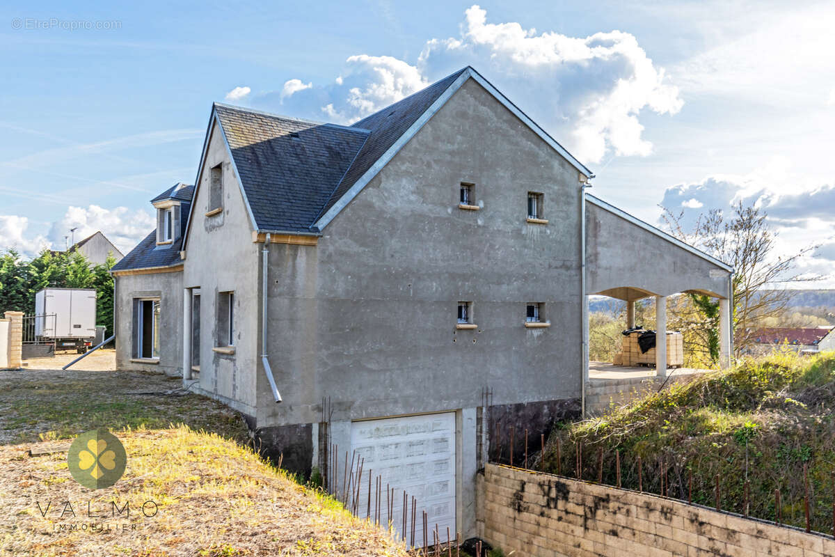 Maison à BUEIL