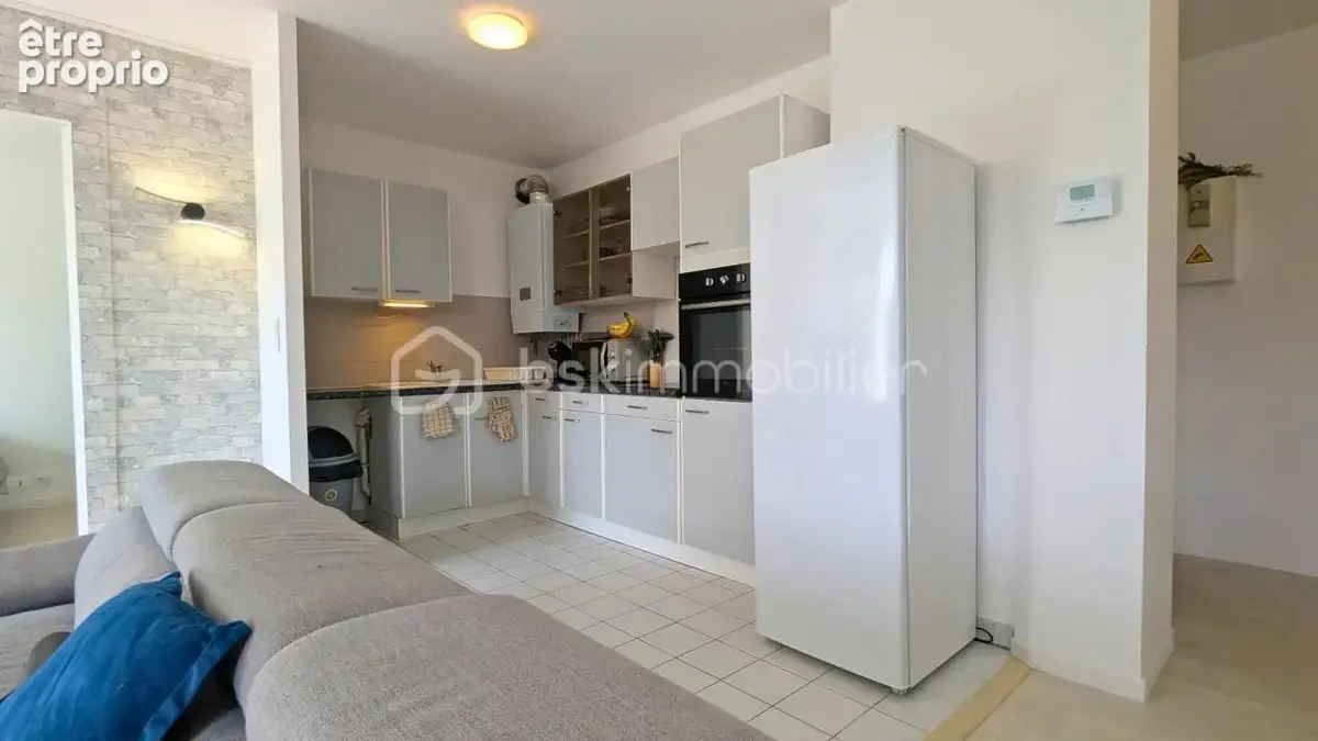 T2 lumineux de 43 m² avec balcon et parking — Pontault-Combault - photo 3