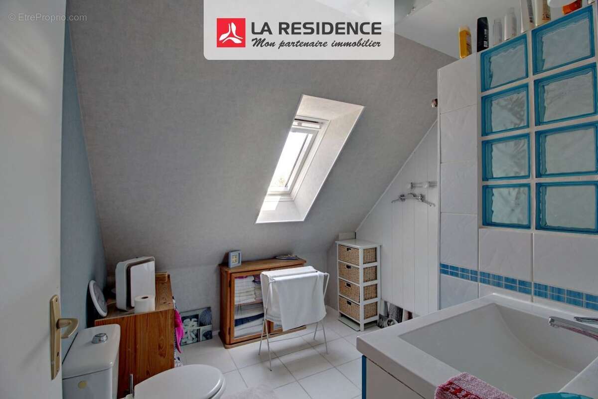 Maison à LES MUREAUX