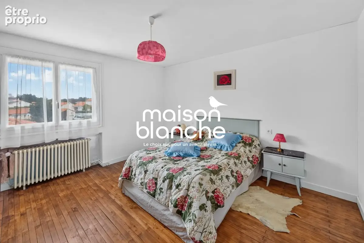 Maison 6 pièces 138 m² à vendre à Parthenay (79200) - photo 6