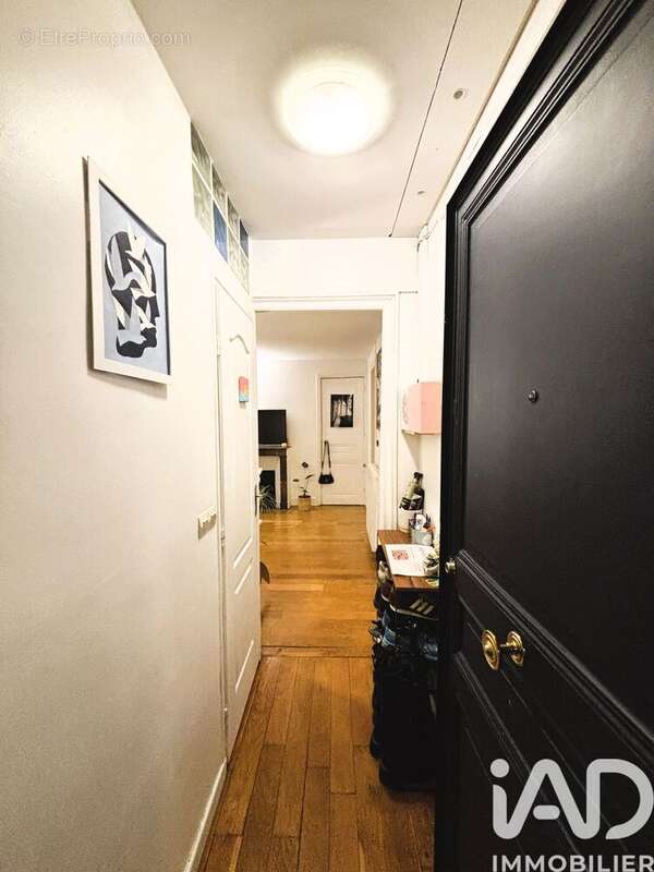 Photo 3 - Appartement à PARIS-18E