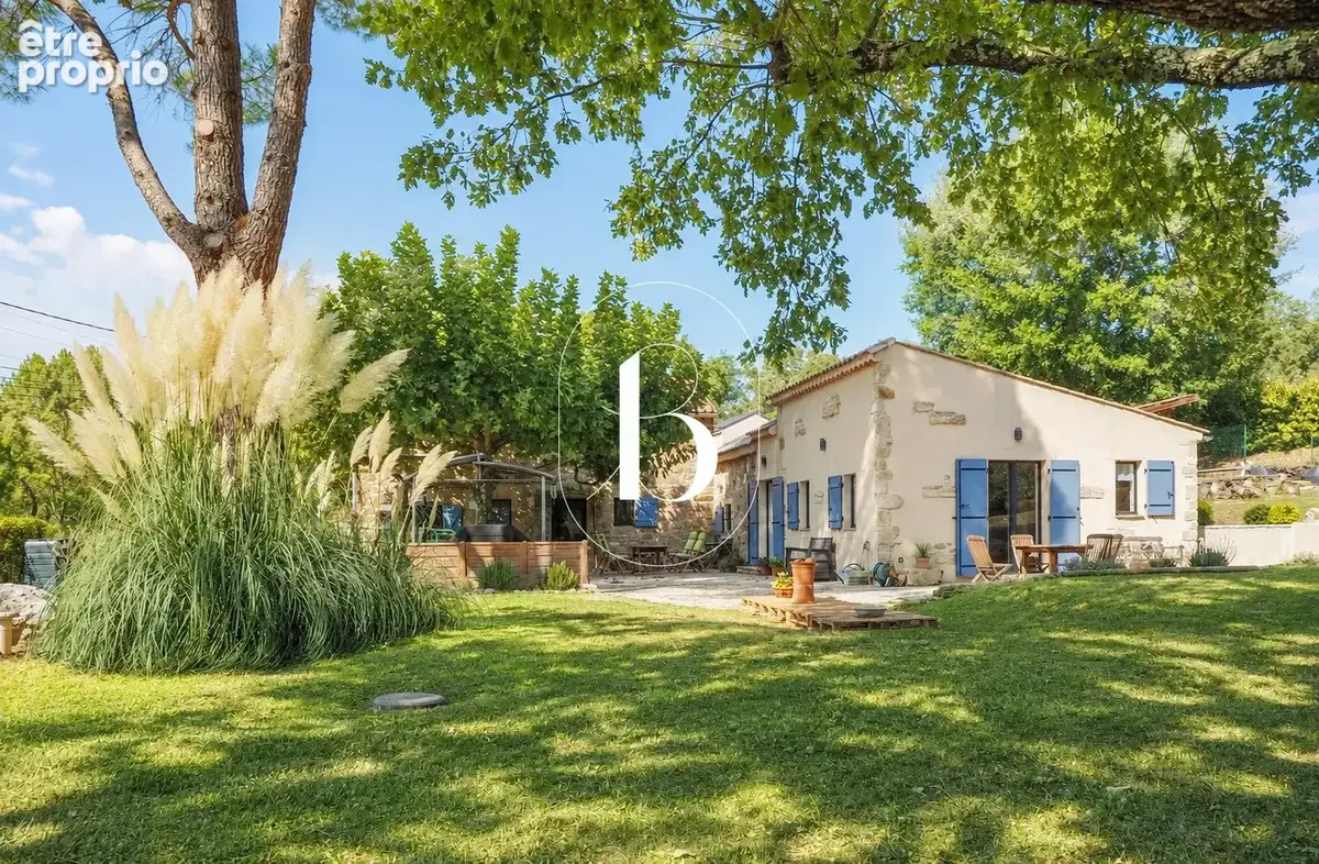 Maison à BARJAC