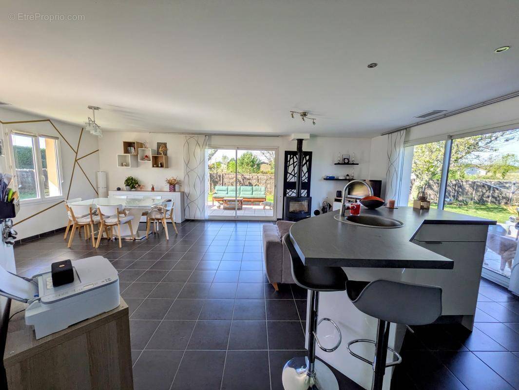 Maison à MOULIS-EN-MEDOC