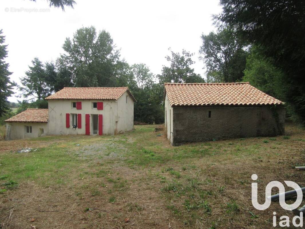 Photo 1 - Maison à MONCOUTANT