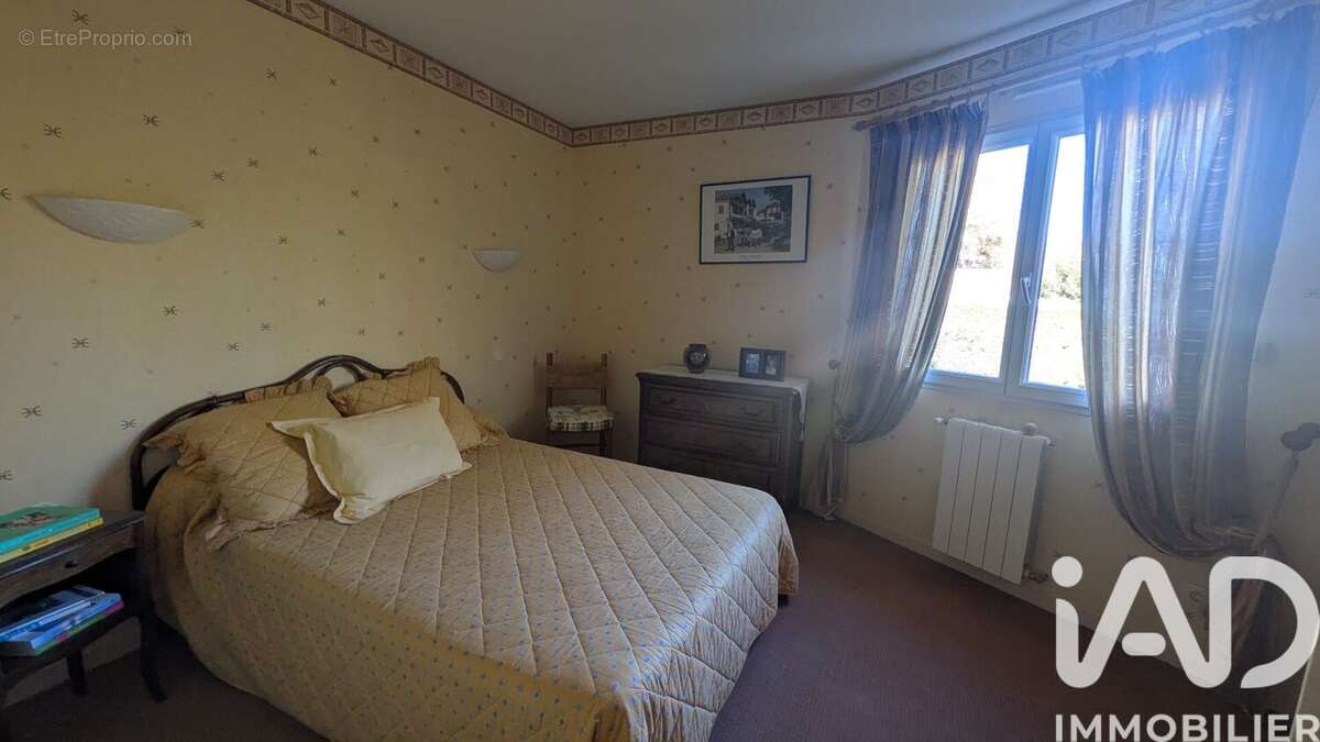 Photo 9 - Maison à LEOGNAN