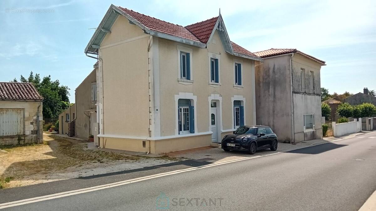 Maison à LORIGNAC