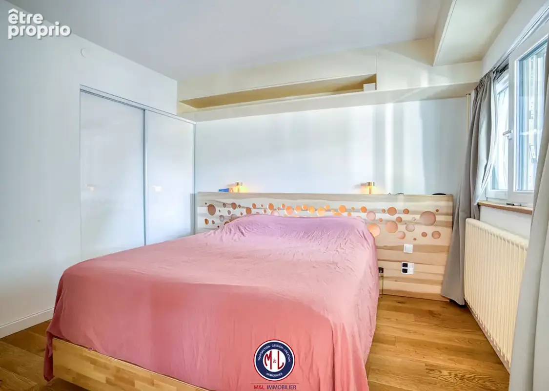 Maison La Maxe 7 pièce(s) 230 m2 et piscine . - photo 11