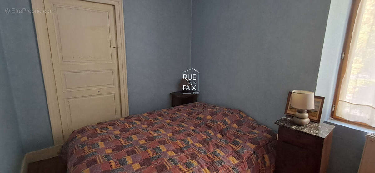 Maison à LENCLOITRE