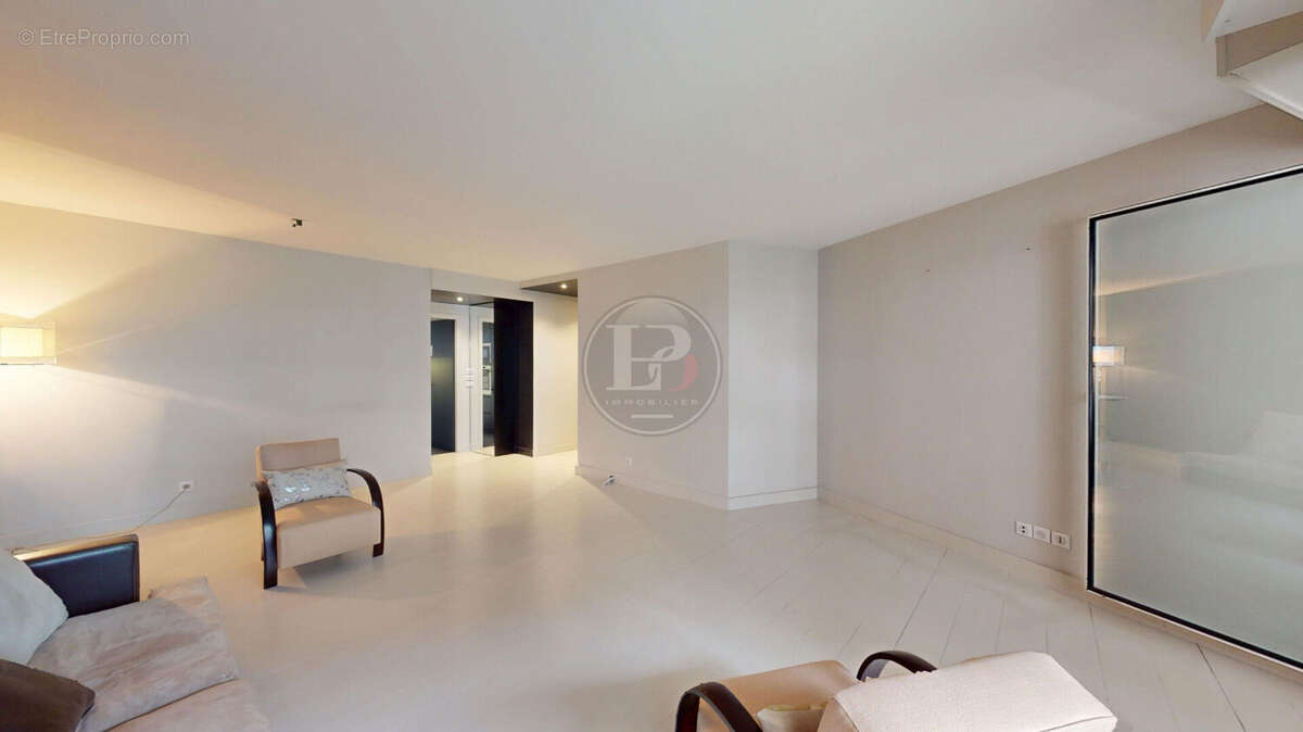 Appartement à ISSY-LES-MOULINEAUX