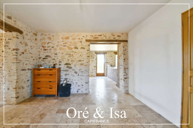 Exceptionnel, Maison à vendre 9 pièces SAINT VITTE (18) - photo 25