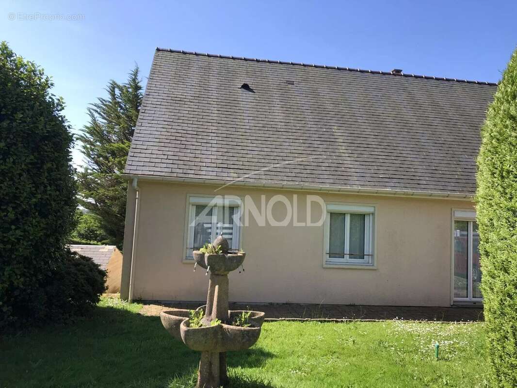 Maison à MONTERBLANC