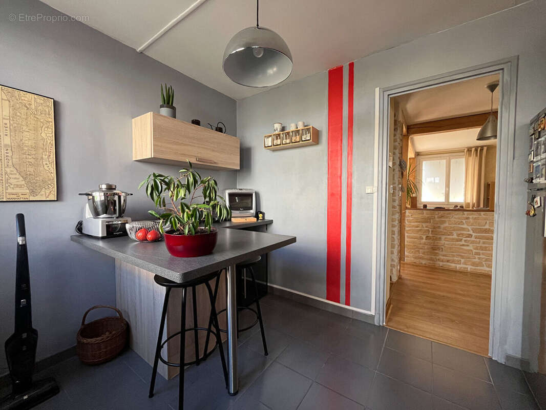 Appartement Aurillac - 3 pièce(s) - 72,10 m2 - photo 8