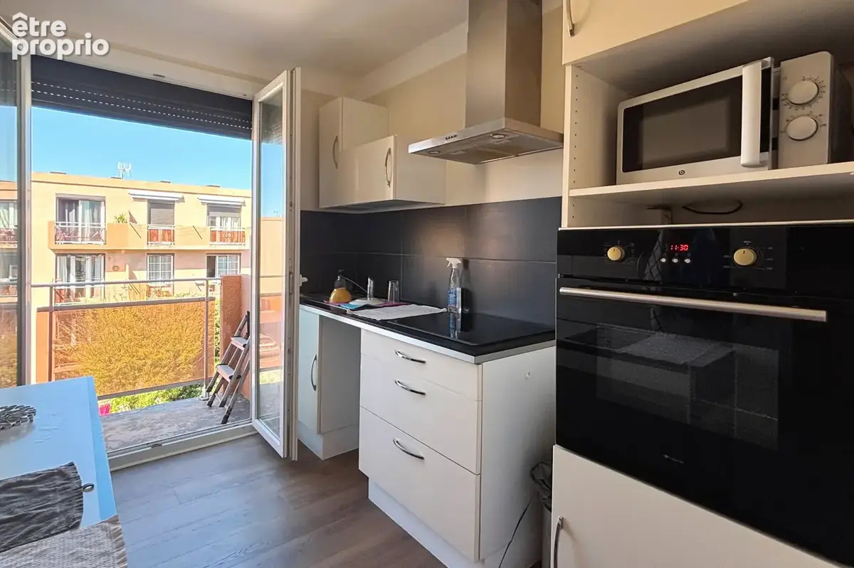 Marseille 8ème, entre Bonneveine et Pointe Rouge : T2 en dernier étage au calme absolu - photo 6