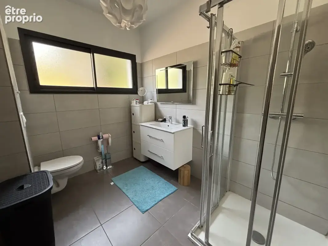 Appartement de 114m2 sur 2 niveaux  avec jardin aménagé dans résidence sécurisée avec piscine - photo 16
