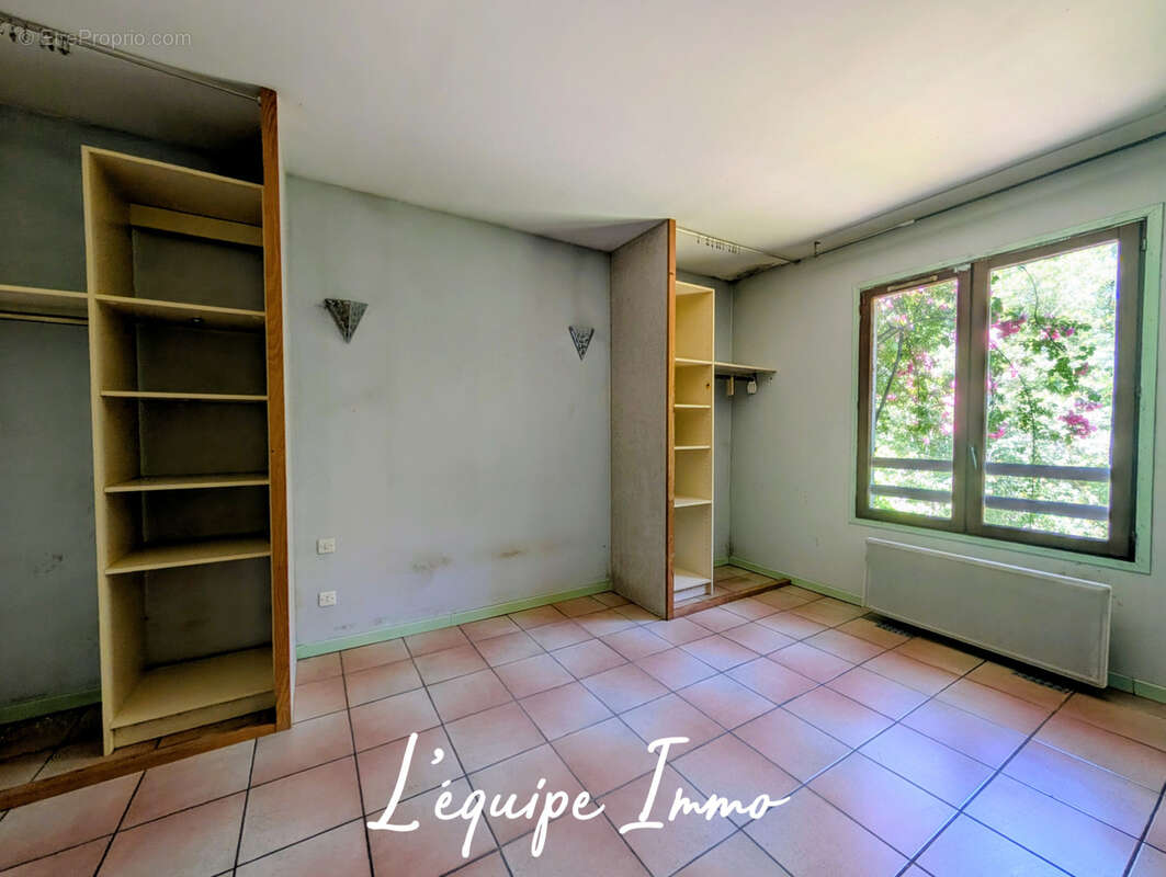 Maison T4 au calme sur sous-sol complet avec dépendance - photo 14