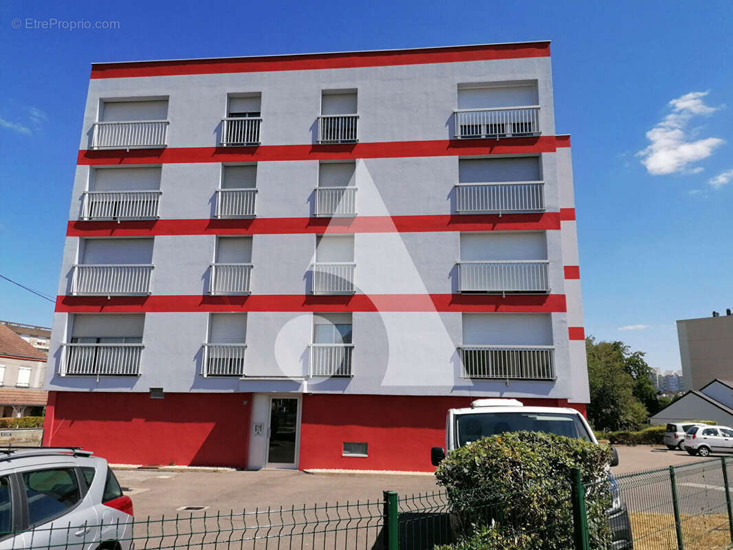 Appartement à MONTCEAU-LES-MINES