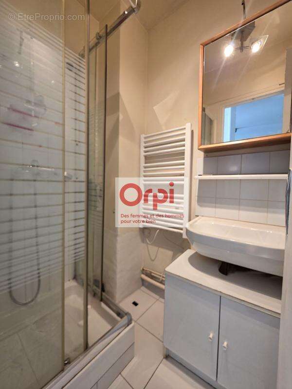 Appartement à ISSY-LES-MOULINEAUX